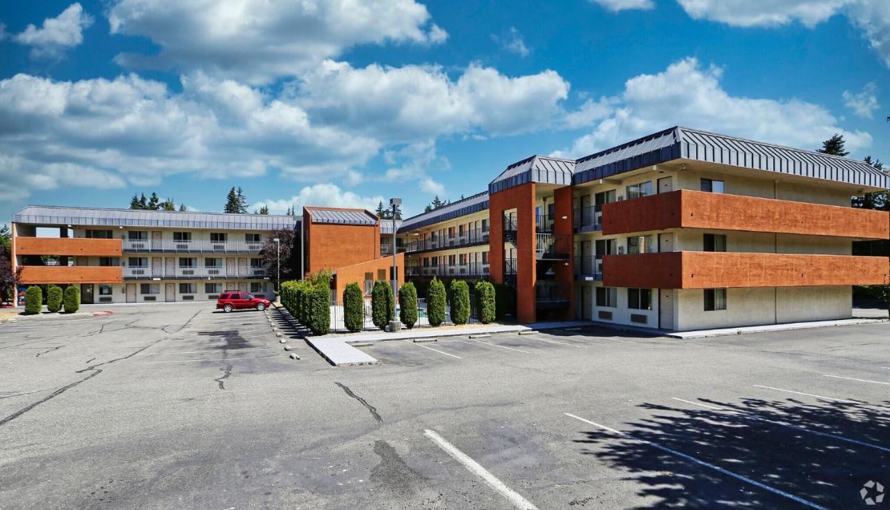 Olympic Inn & Suites Port Angeles Exterior photo